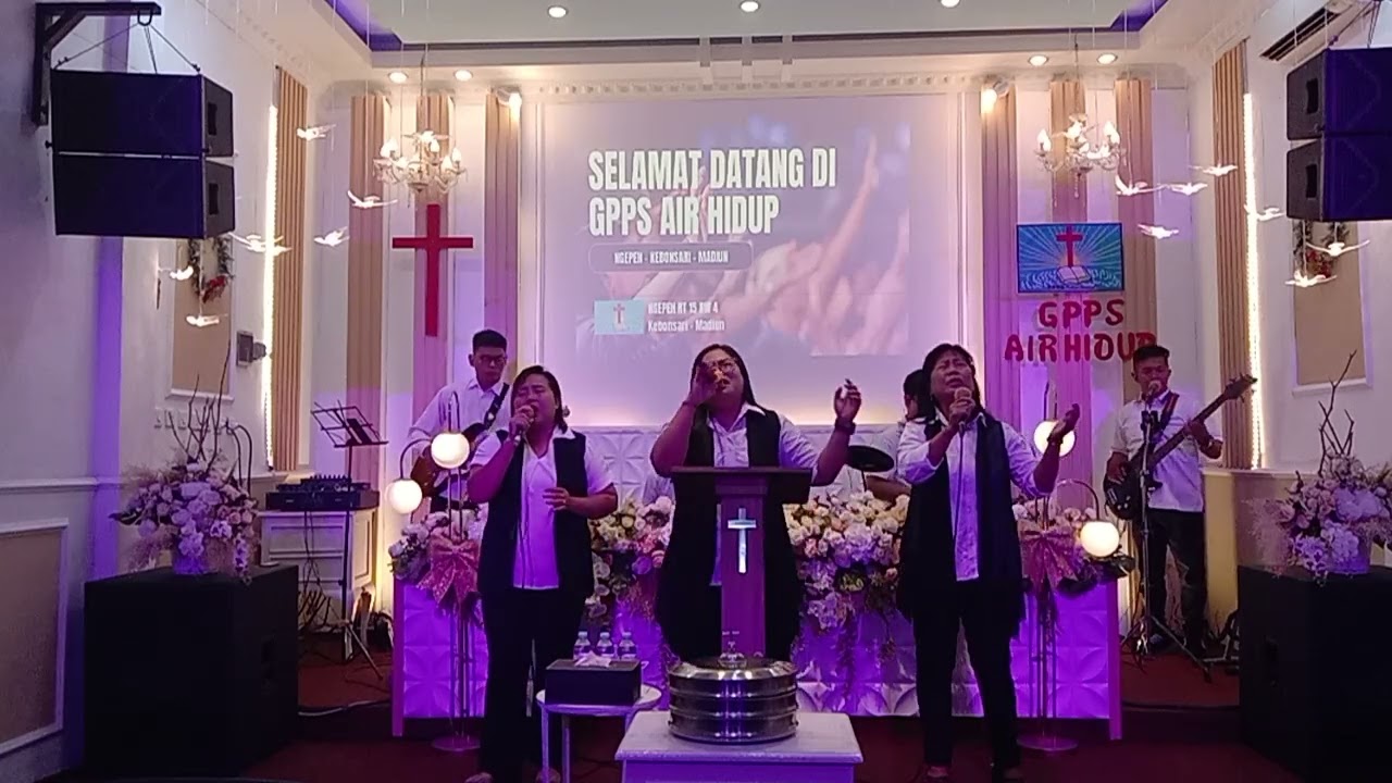 Ibadah Raya GPPS Air Hidup dan Perjamuan kudus . Pdp Lidya Christina 