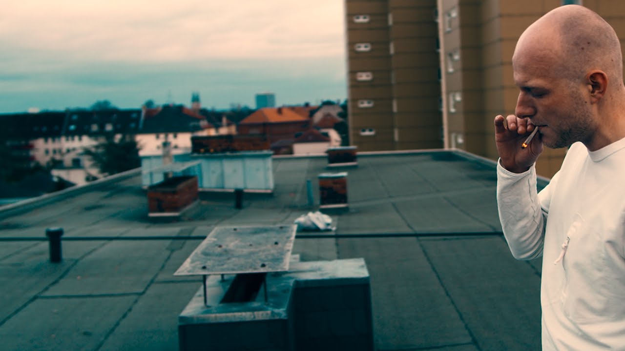 Bafe - Pappbecher (Official Video) prod. Slurmbeats