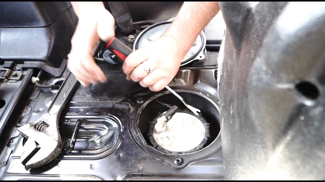 How to Replace Honda Crv Fuel Pump Sender Unit 2007-2013 2.4L Petrol RE