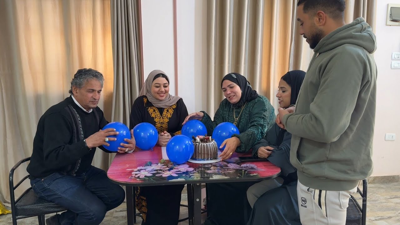 عمل عيد ميلاد لزوجته شوفوا مرات اخوه عملت اى ! الحريم فرقت الاخوات