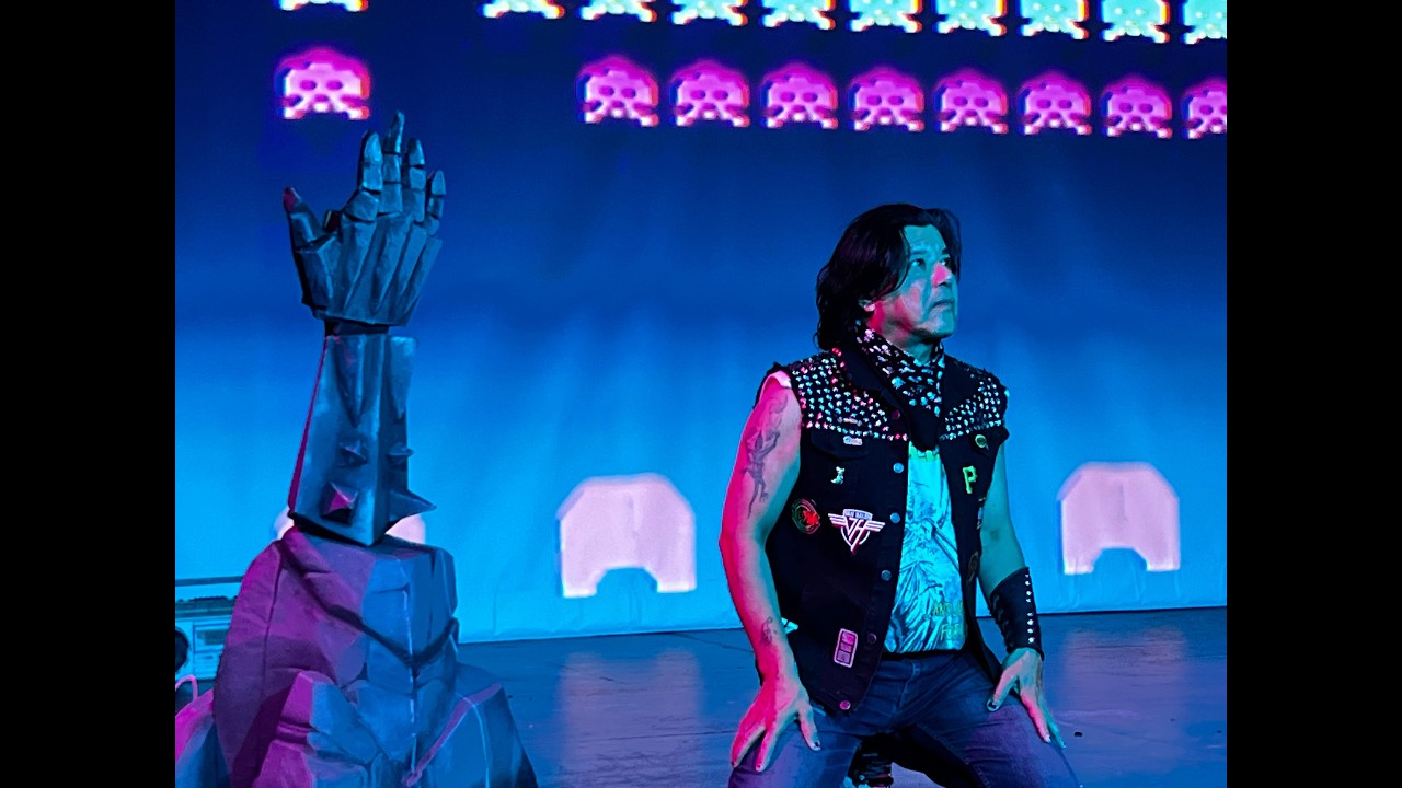 Metalero, obra de teatro.