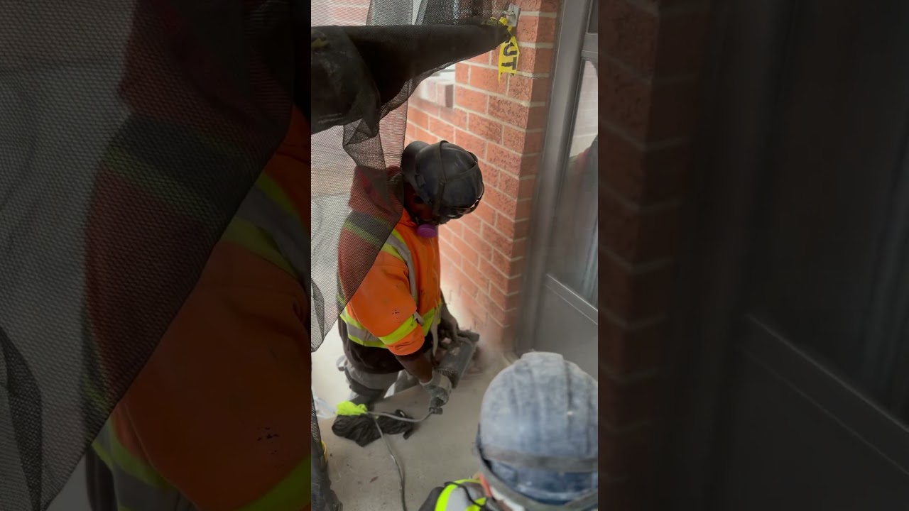 +12C #ottawa #weather #job #construction