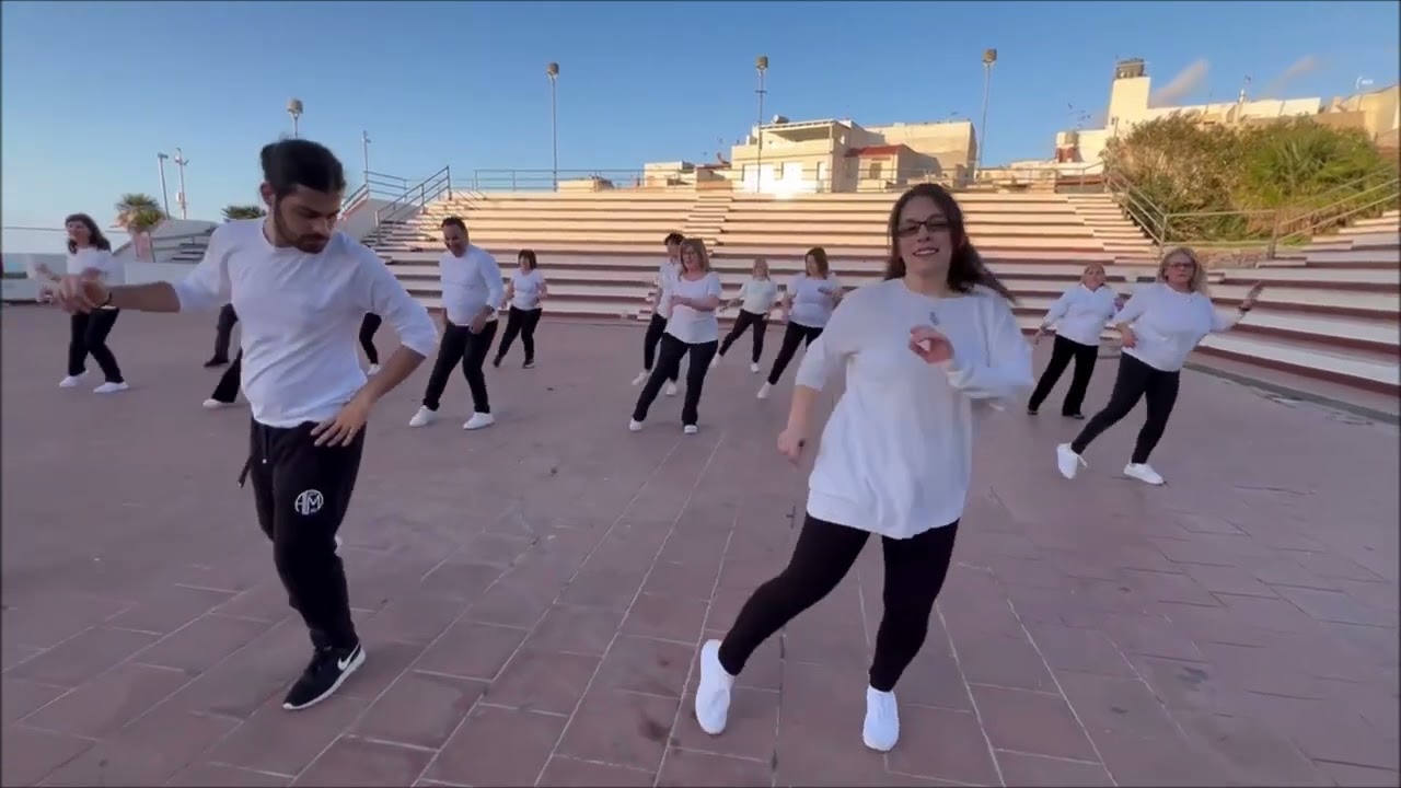 UNIVERSAL DANCE di Anna Giordano  e Giuseppe Lo Dolce  Jason Derulo ft Meghan Trainor HANDS ON ME