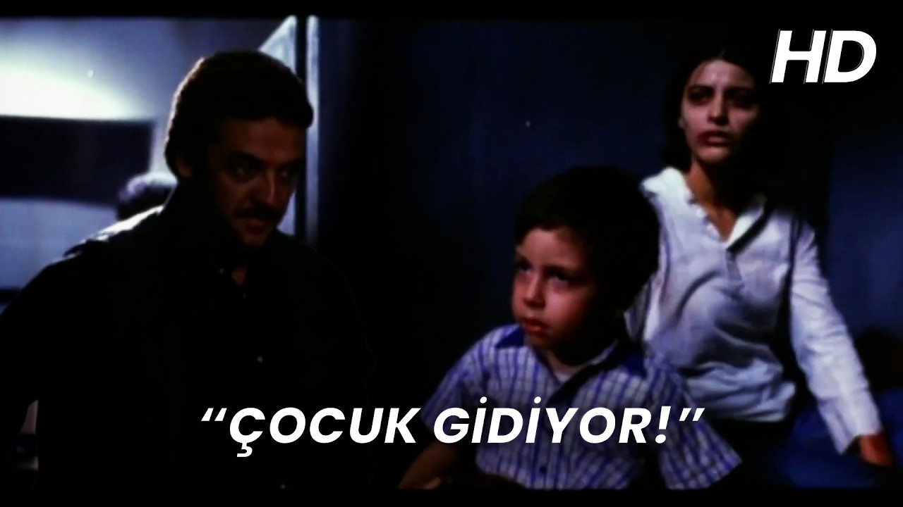 Polisler Ayten'in çocuğunu elinden aldı! | Eylül Fırtınası