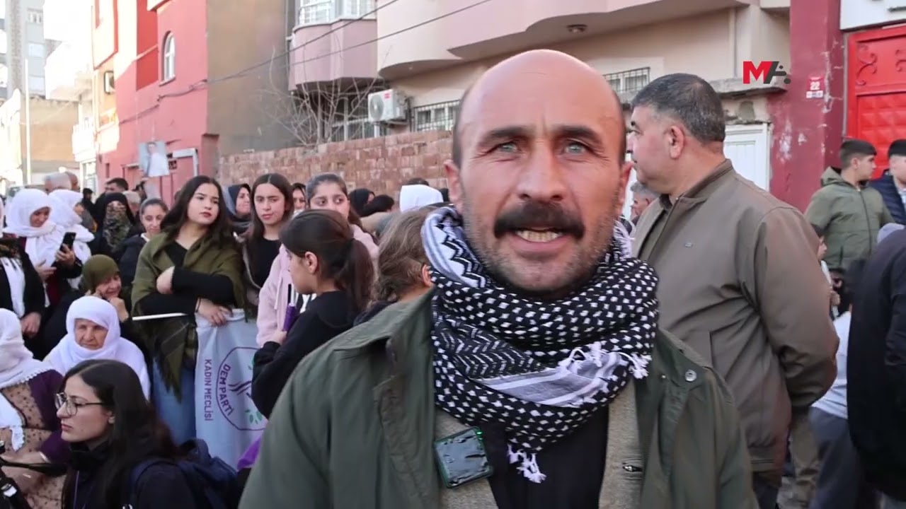 KOMPLO PROTESTOLARI: MİLYONLARI DARACIK ODAYA SIĞDIRAMAZSINIZ