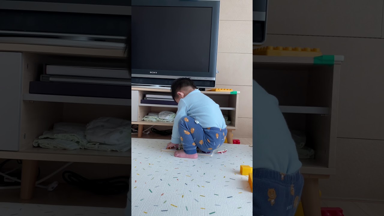 103.응가하고 혼자 바지벗는 꿀똘이 •~•”(16개월)