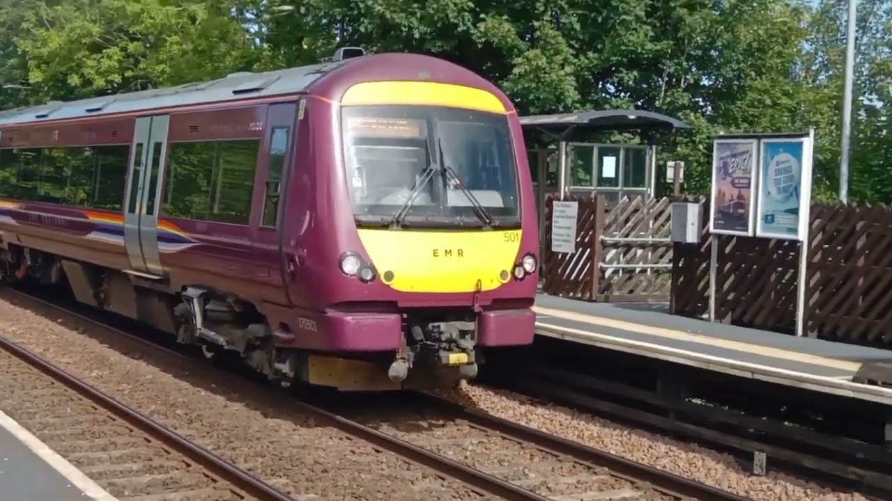 Trains at Metheringham 