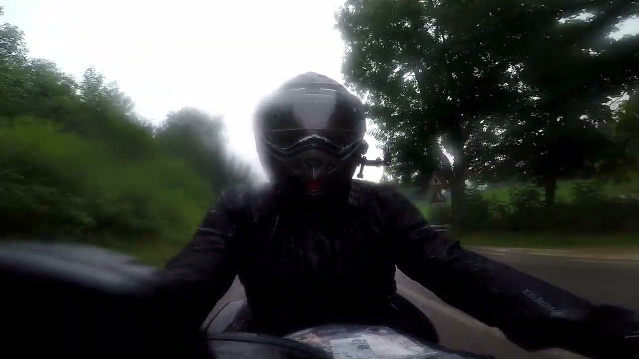 IN MOTO SULL' ALTOPIANO DI ASIAGO - curve da sogno tra natura e panorami infiniti 🏍️🇮🇹🌄