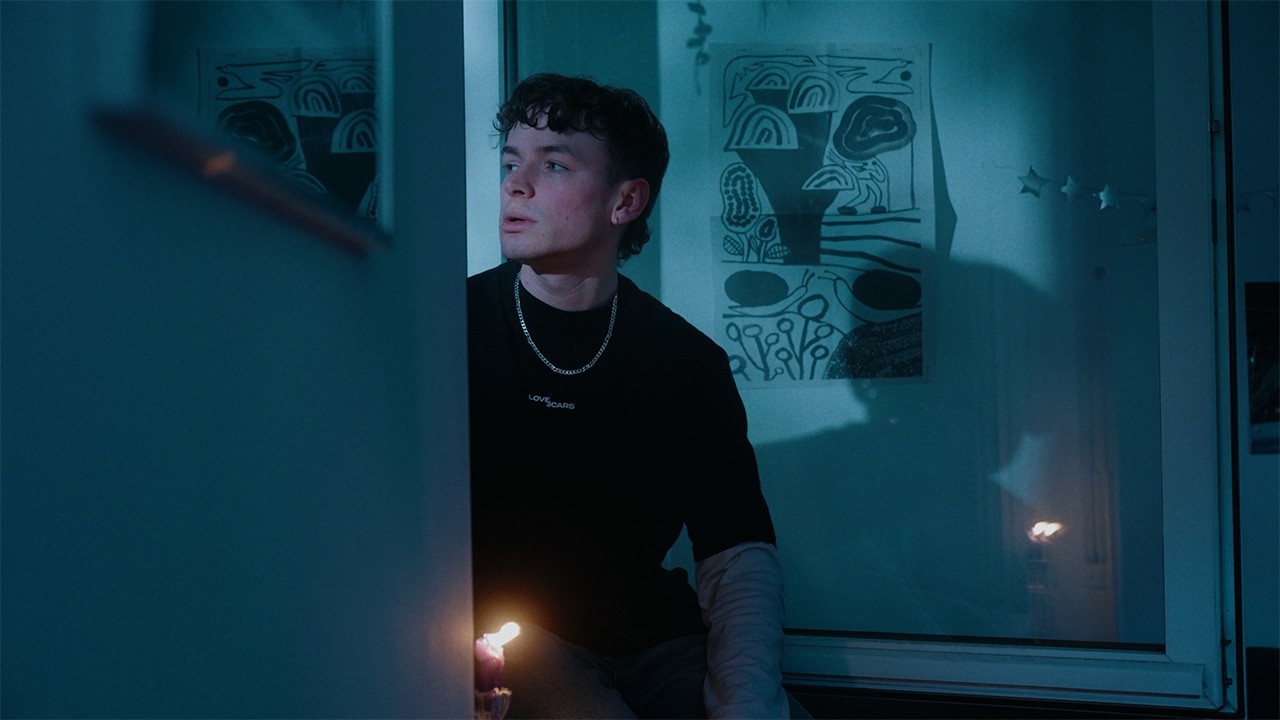 Lukas Mondlicht - versinken (Official Video)