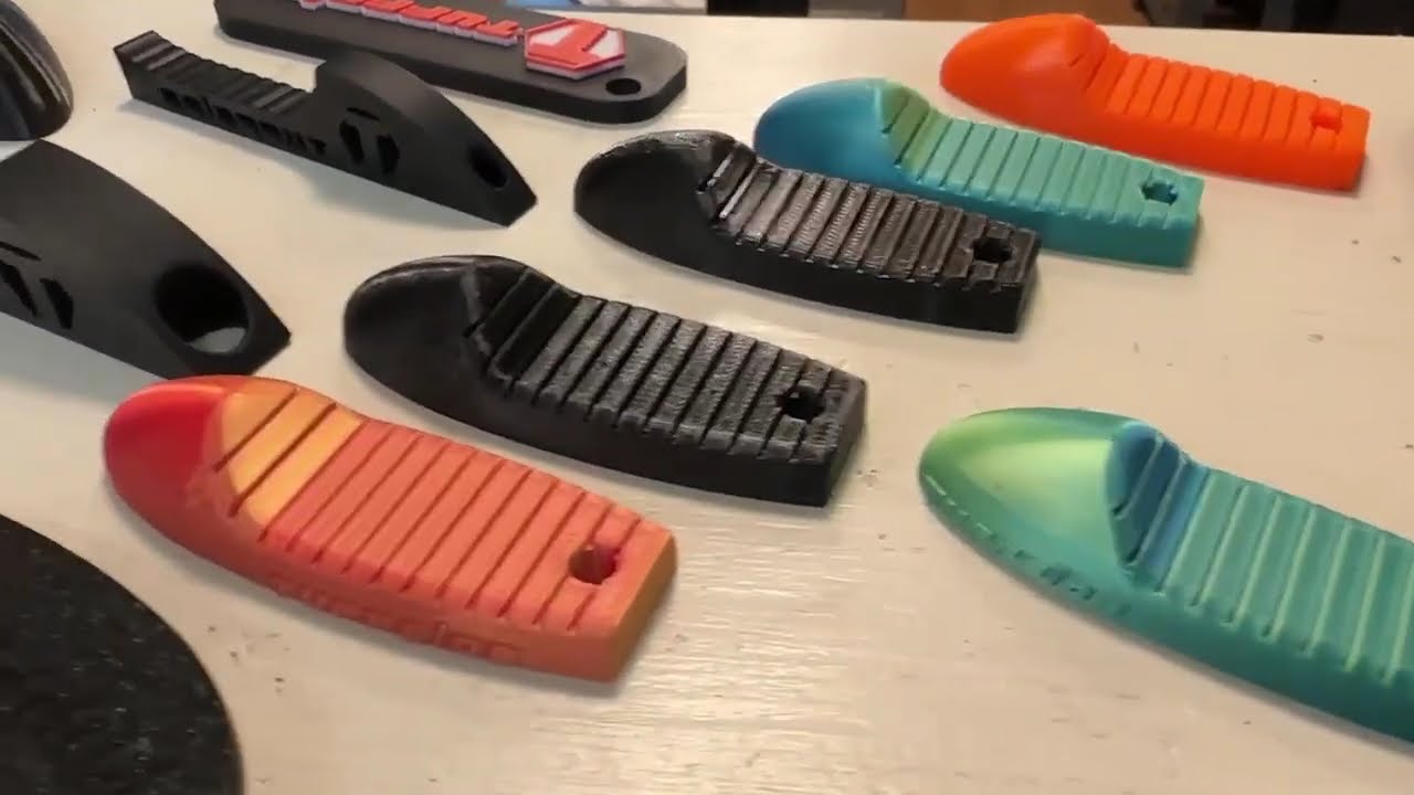 3d printing Cafe Racer seat keychains with Bambu Lab P1S