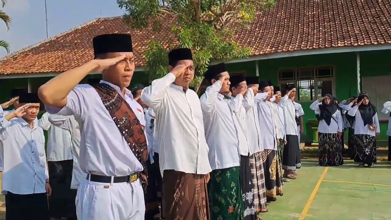 Upacara HSN Tahun 2023 Yayasan Tholabuddin Masin