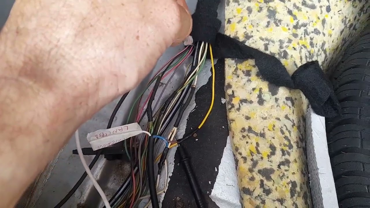instalação da parte elétrica engate reboque fiat palio