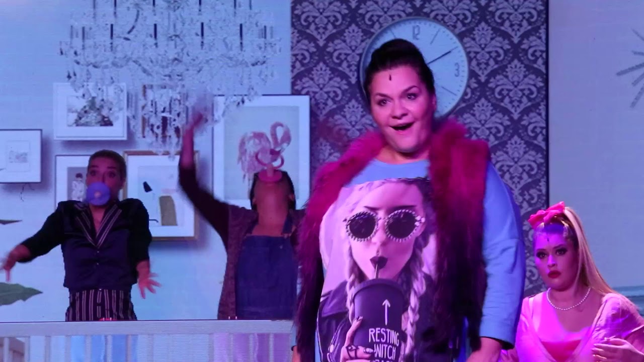 Sue Fabisch: Anyatigrisek (trailer)