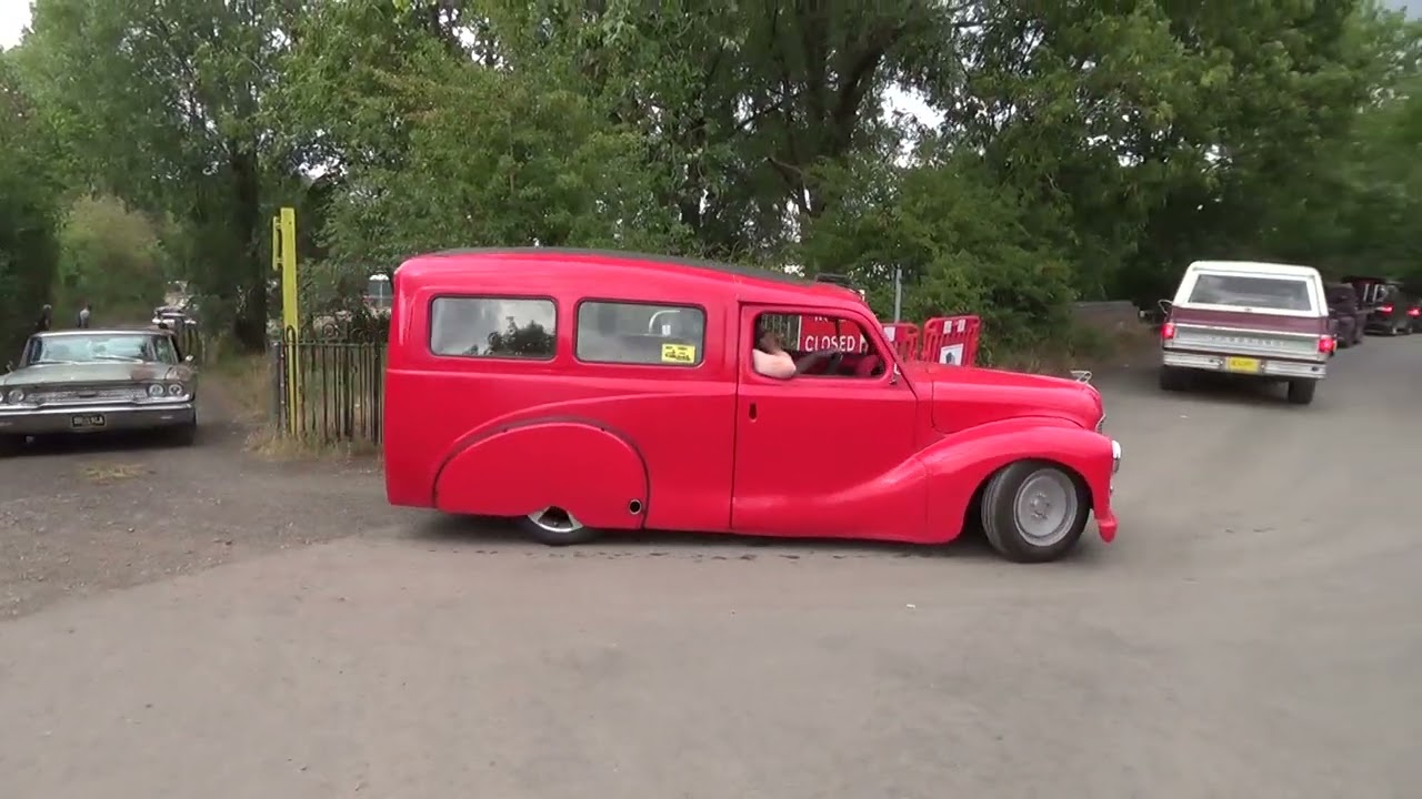 American Cars leaving the show at Upton Blues Saturday 19th July 2025