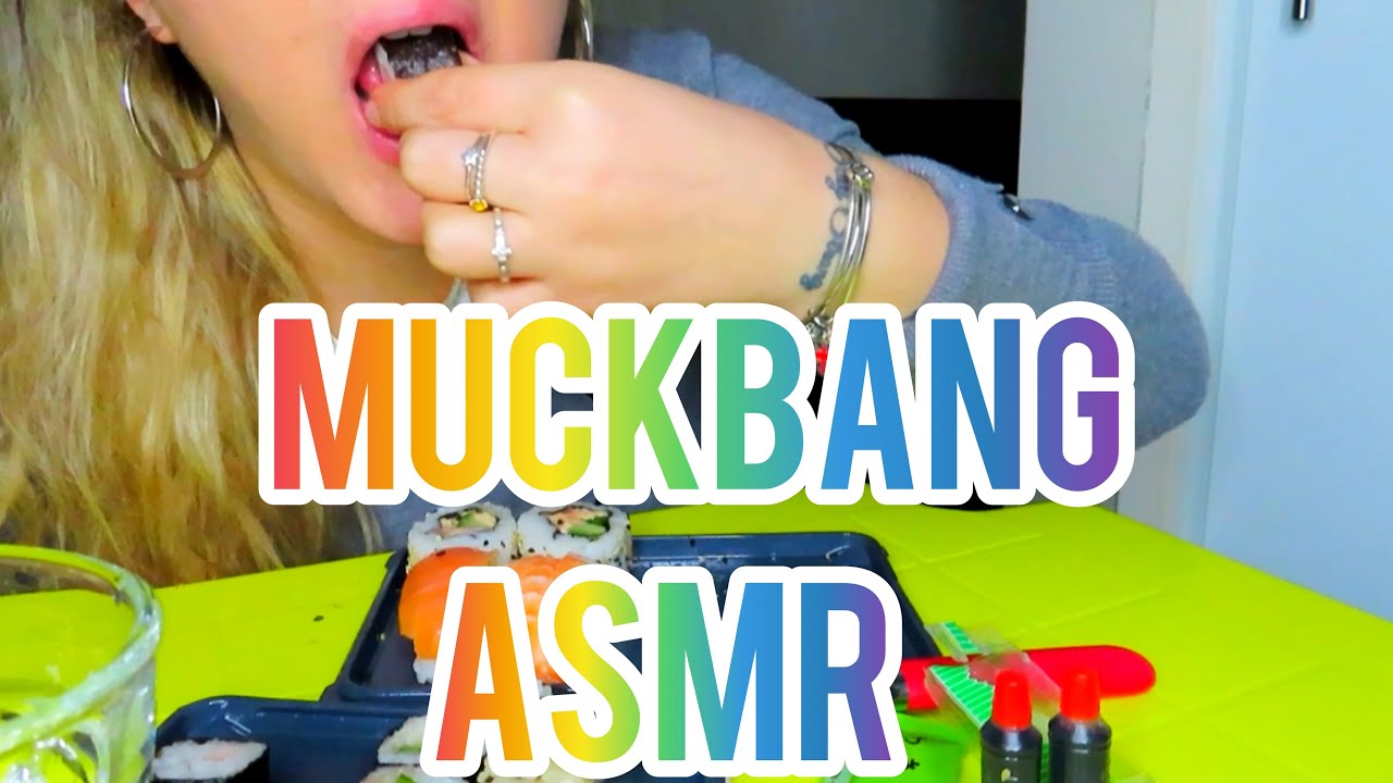 ASMR: Sushi Muckbang - Whispering- Eating Sounds- Parliamo un po’ di me 😌