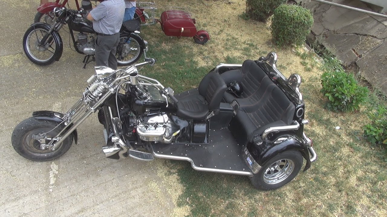 Reliant V3 3.0 Custom Trike Exterior and Interior