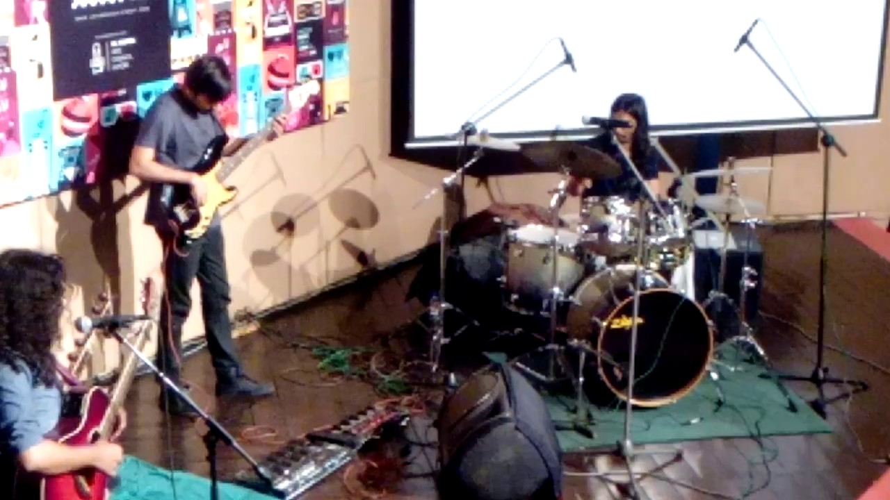 Gumby Feat Ahsan Bari #Soundsofkolachi #gumby #drums #gig