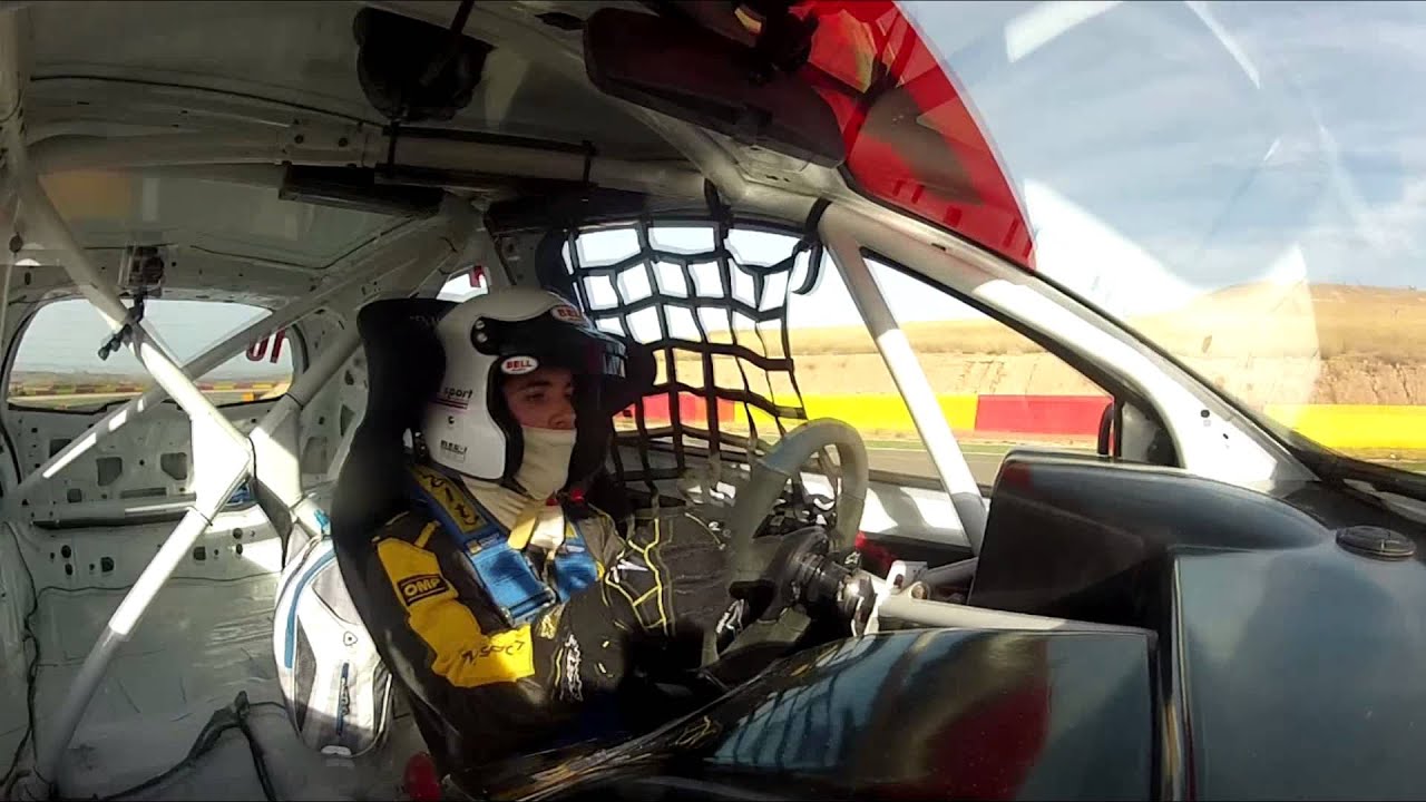 Clio Cup 2013 - Néstor García - Onboard Lap (Front Cam) - Motorland
