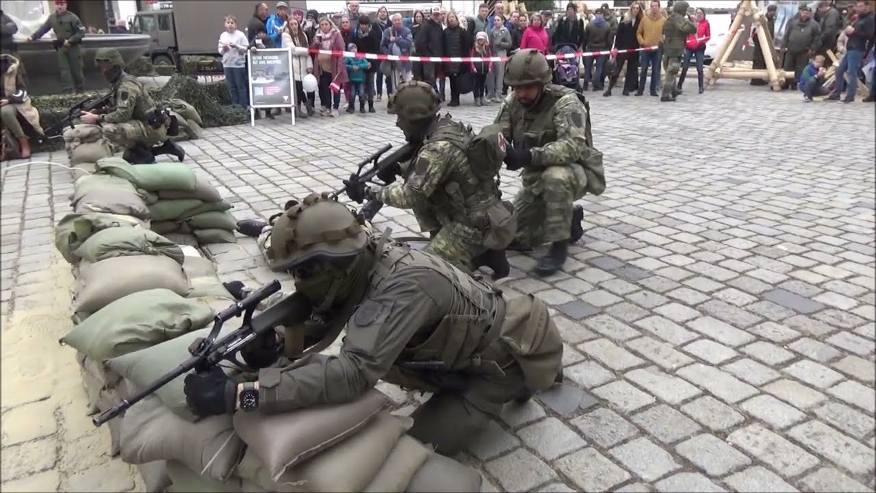 Bundesheer beim Nationalfeiertag in Wien am 26.10.2024 Heldenplatz ÖBH