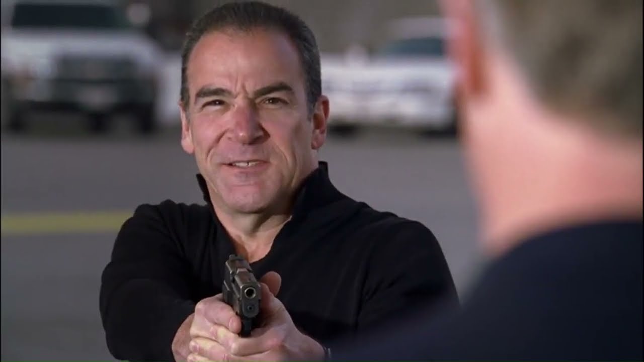 Jason Gideon being totally unhinged for 2 minutes straight