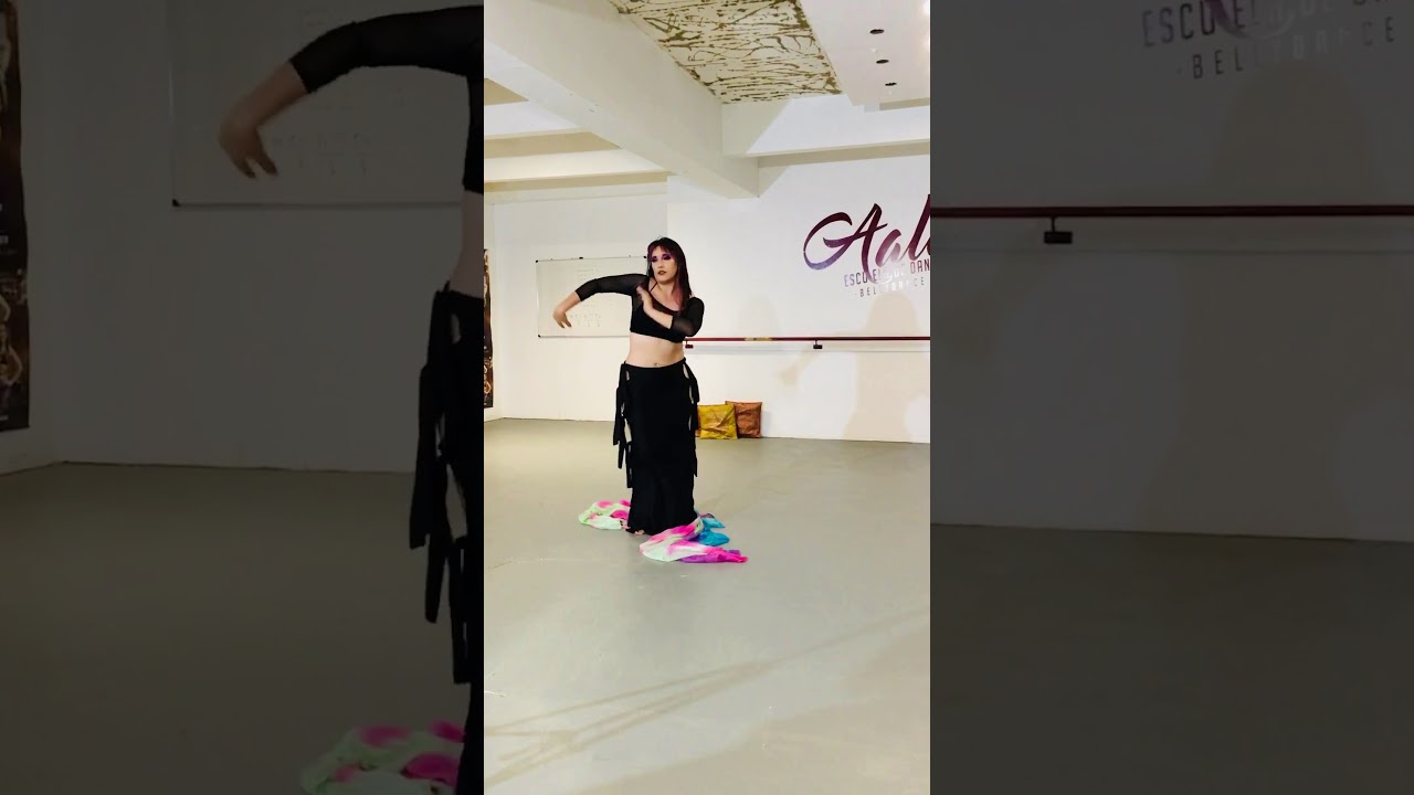 Fusion Velo - Desert Rose Sting - Sabrina Bellydance