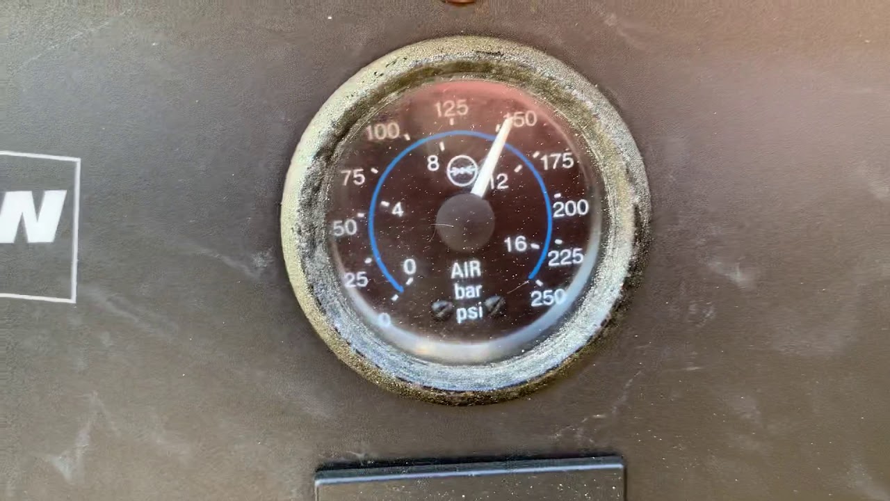 Doosan XP375 compressor ID# 102060