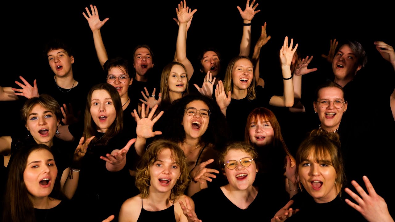 4 chords - Teen Singin' Warsaw (choir cover)