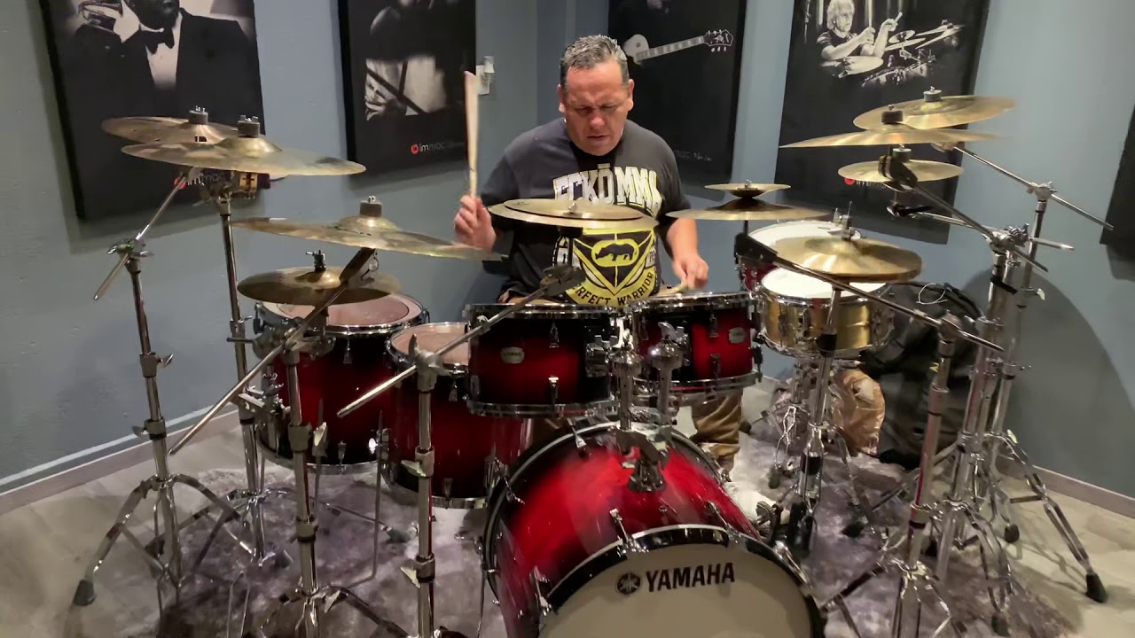 Drums - Alvaro L&oacute;pez