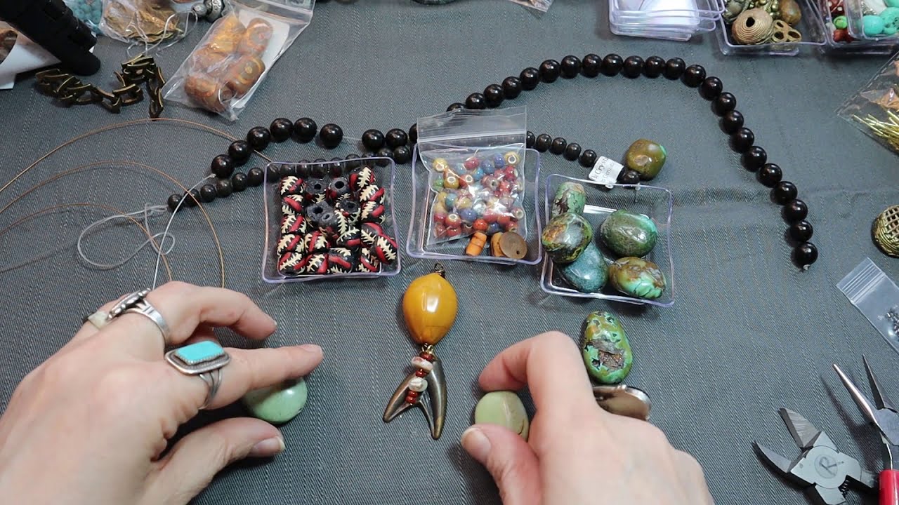 Tribal or African Necklace Tutorial
