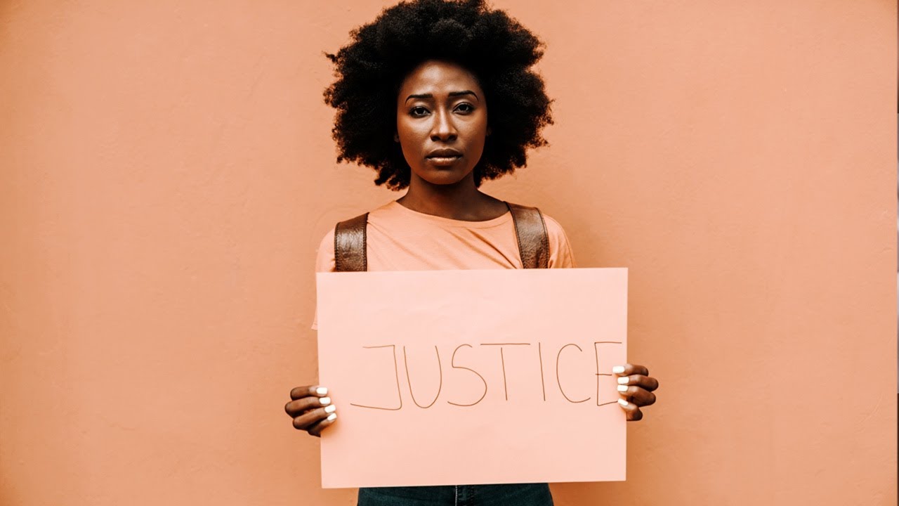 @byKevinSamuels Hates Black Women ©