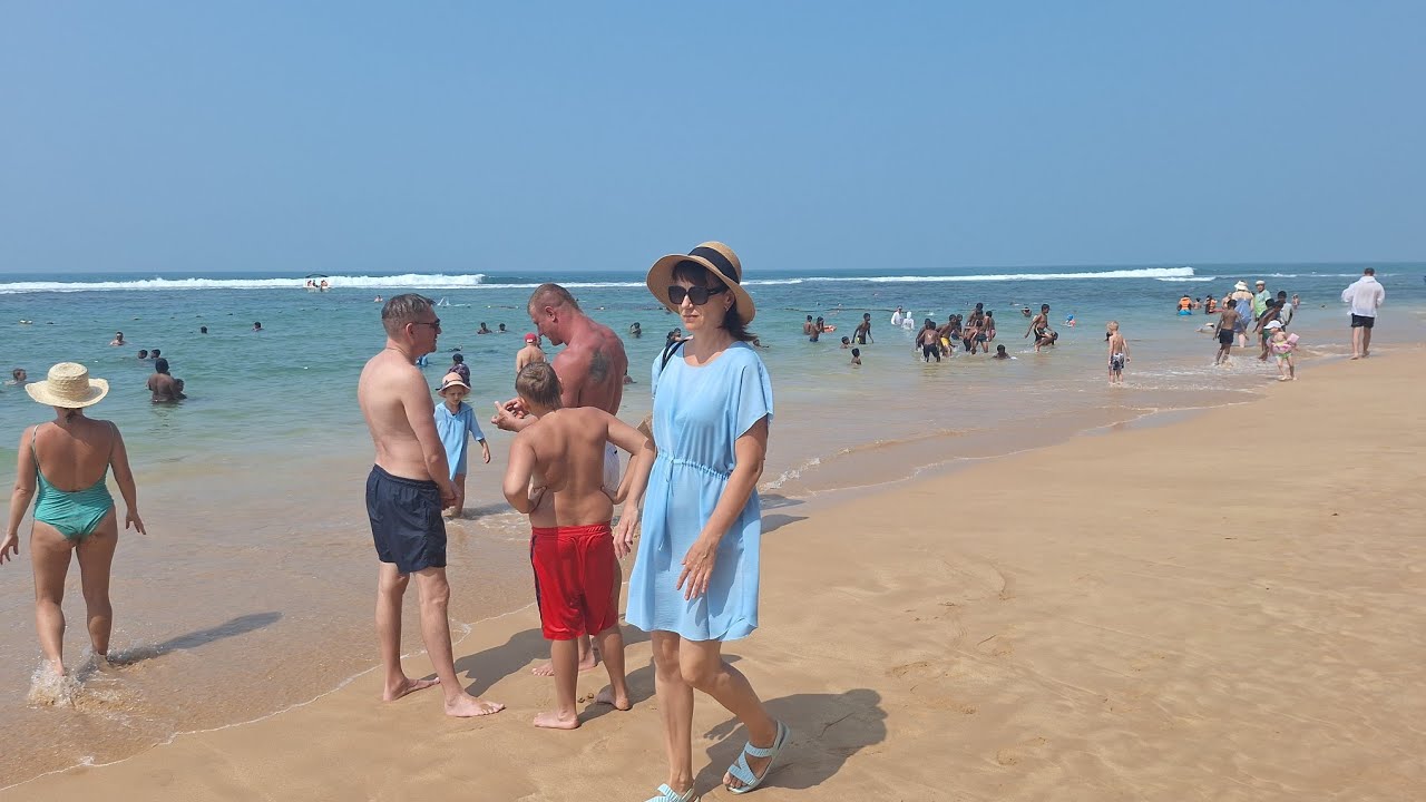 හික්කඩුව වෙරළ තීරය../Hikkaduwa Beach❤️