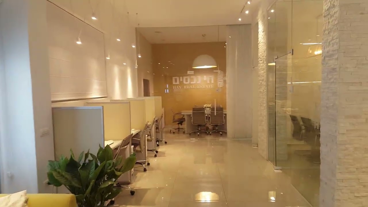 חי נכסים עיצוב- אופיר ארבל 077-404-9070