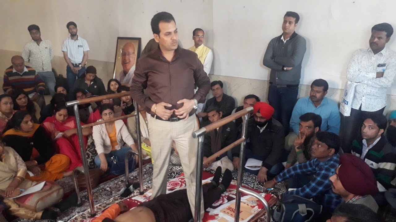 नाभि क्यू बार बार हटती है आप भी जाने और ,नाभि चिकित्सा,नाभि विज्ञान और नाभि शास्त्र के बारे में देखे