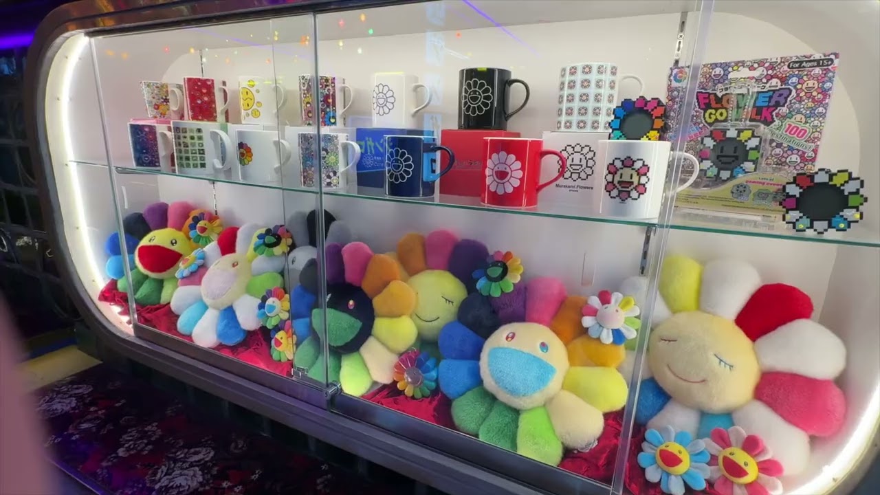 【中野】村上隆オフィス、Tonari no Zingaro、純喫茶ジンガロを大満喫した独身女 - Takashi Murakami office/shop/cafe at Nakano!