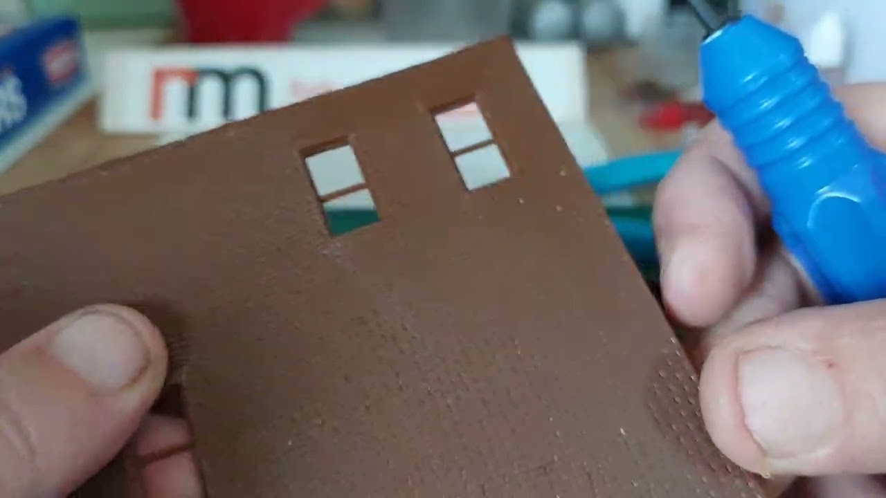 Building Ho scale Walthers kit