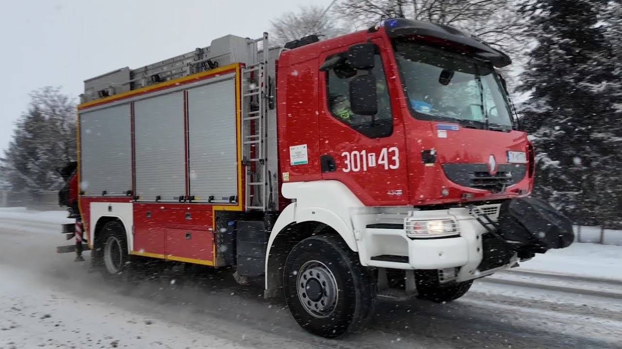 Alarmowo zastępy 301[T]25 Man, 301[T]90 Ford i 301[T]43 Renault z JRG 1 Kielce do wypadku 