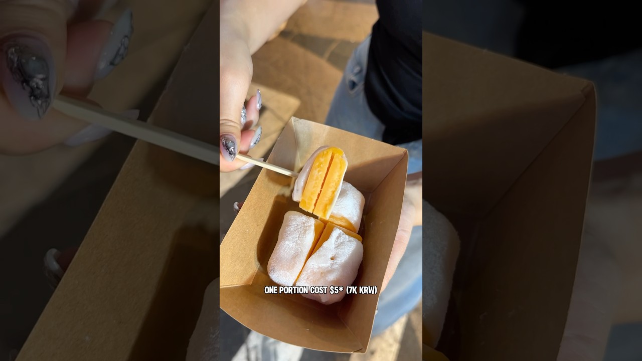 Everything I ate at the Myeongdong night market in Seoul 🇰🇷