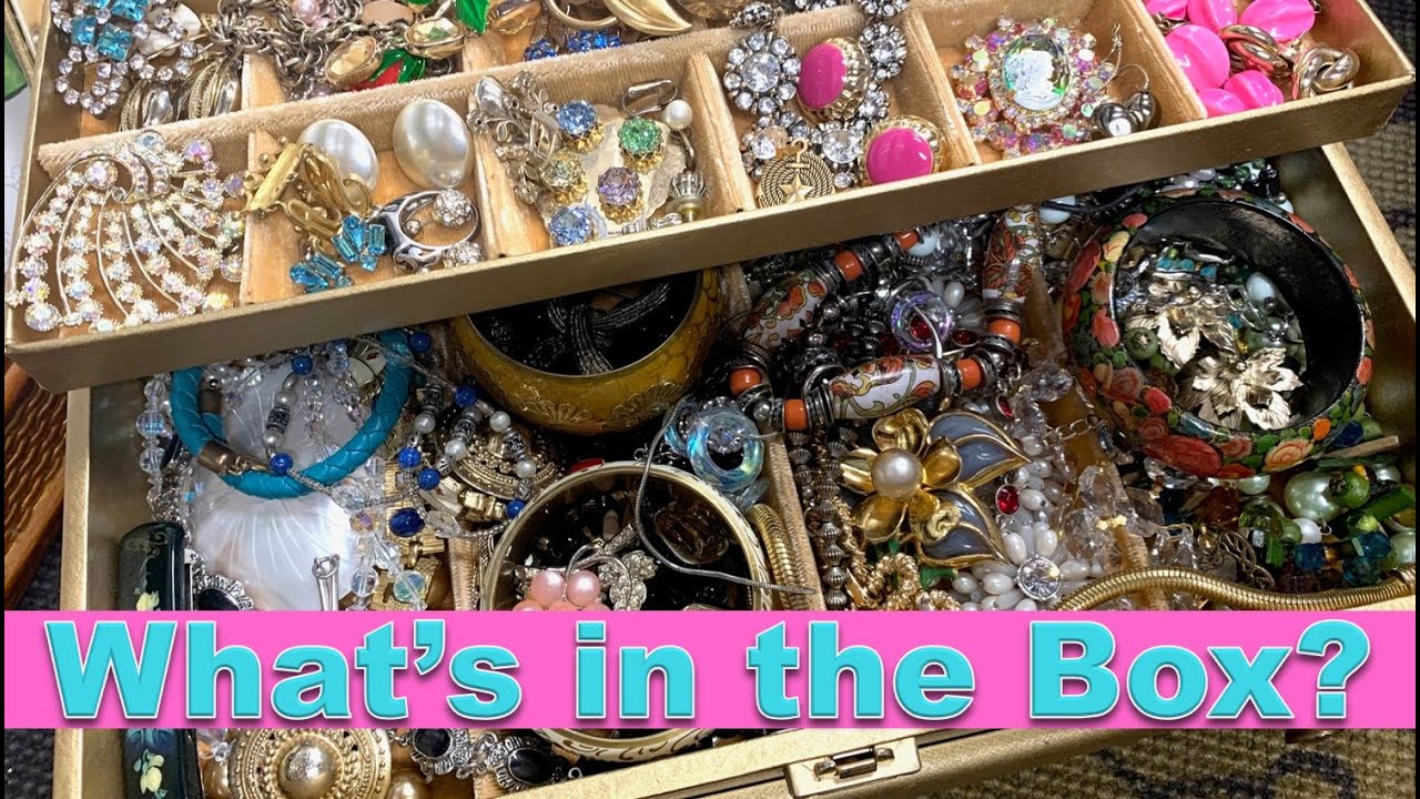 2021.05.23 “What’s in the Box?” (EP21) - Vintage Costume Jewelry Unboxing