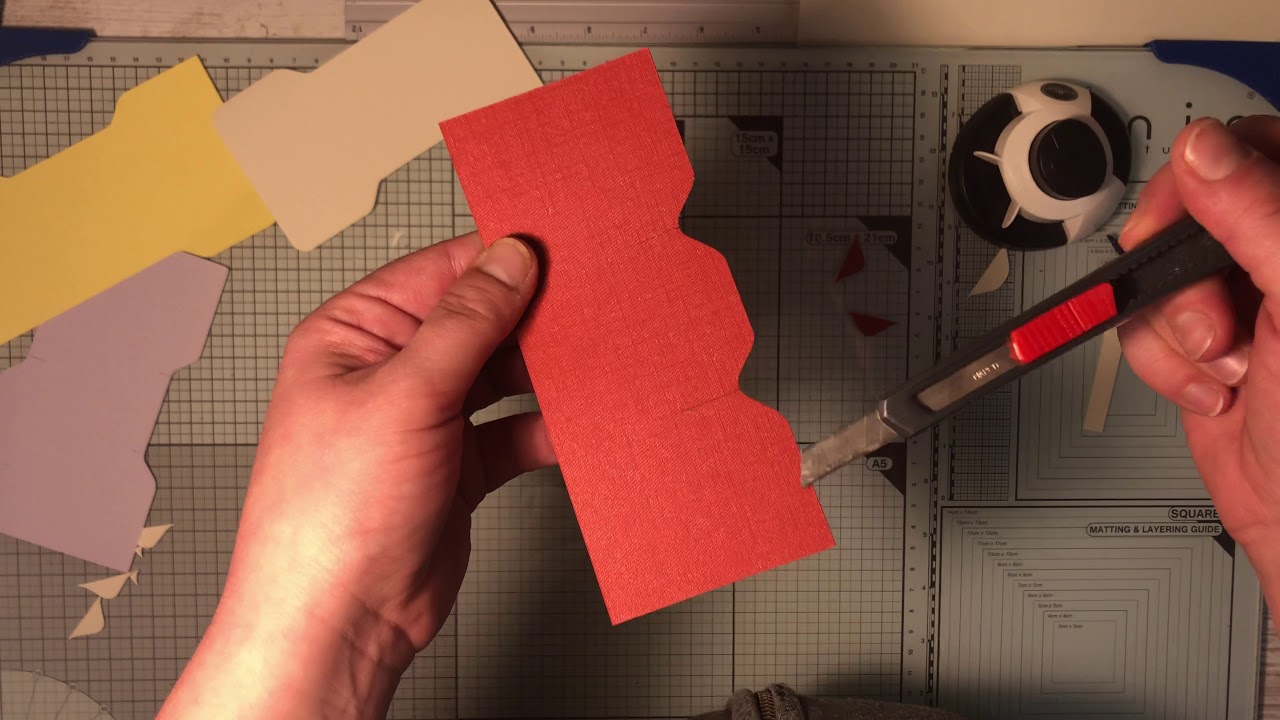 Punch board et scoring board Action 4/5: les intercalaires et pochettes