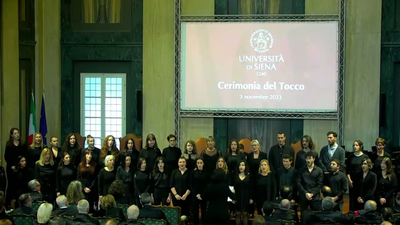 Cerimonia di consegna del tocco ai nuovi docenti dell'Ateneo