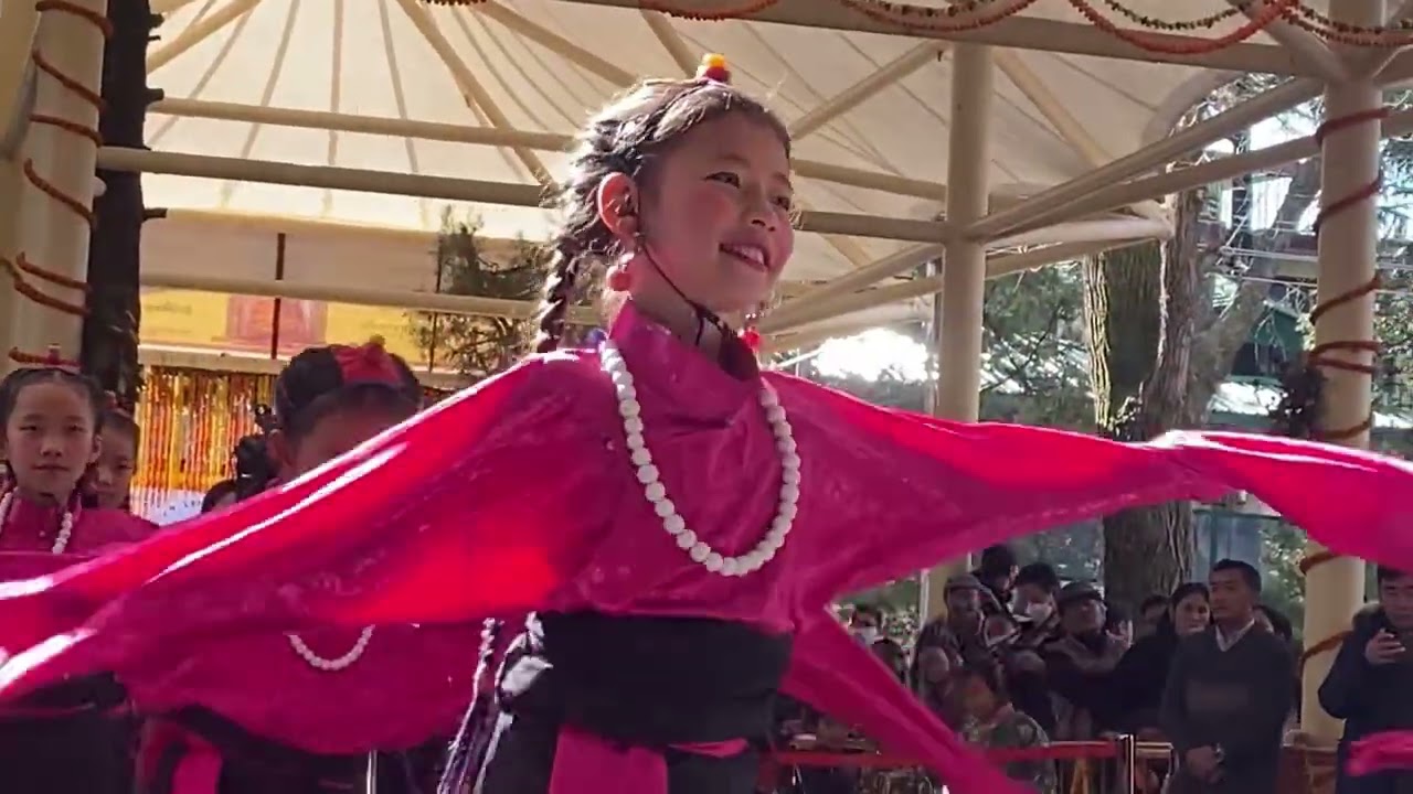 ༸གོང་ས་མཆོག་གིས་ཞི་བདེ་གཟེངས་རྟགས་བཞེས་ནས་མི་ལོ་༣༥ འཁོར་བའི་དུས་དྲན་ཉིན་མོ་སྲུང་བརྩི་ཞུས་སོང་།