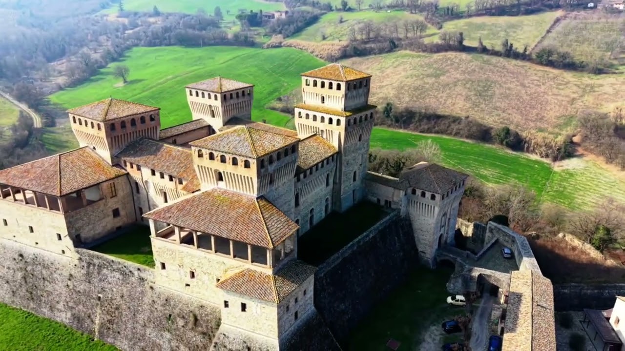 Il Castello di Torrechiara / Замок Торрекьяра 