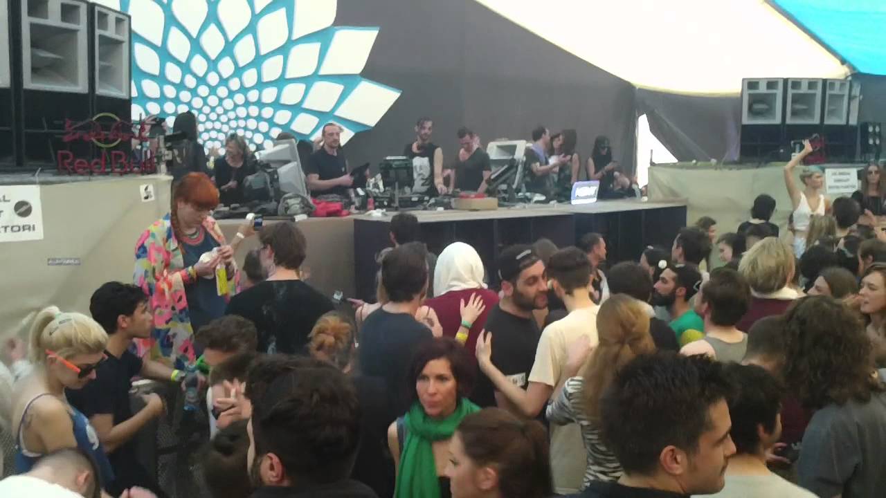 Ricardo Villalobos p3 .@ Sunwaves 15 ( Romania) by.Obi1311 HQ.