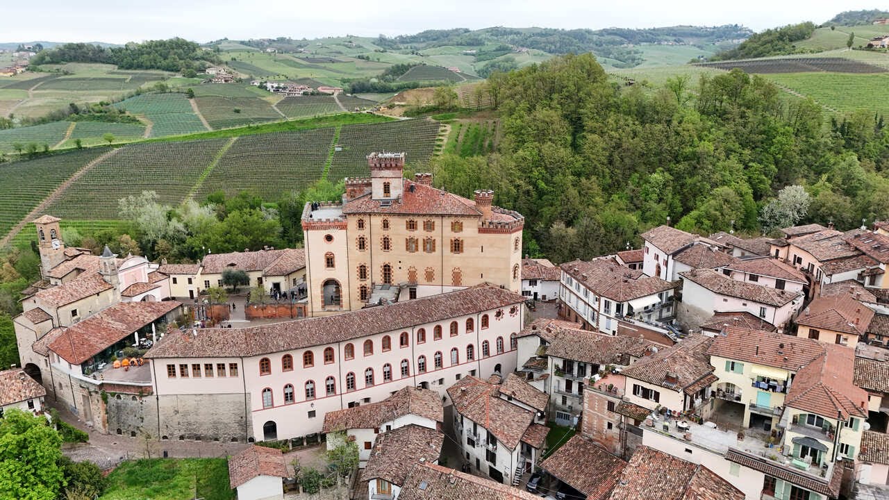 Barolo (CN) da DJI Mini 4 Pro