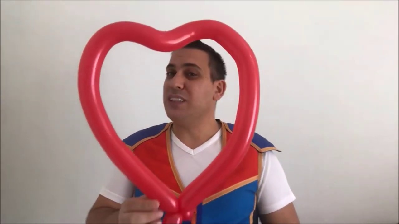 אמן הבלונים אלוני בלוני מלמד איך עושים צורות עם בלונים  שיעור מספר 8   לב