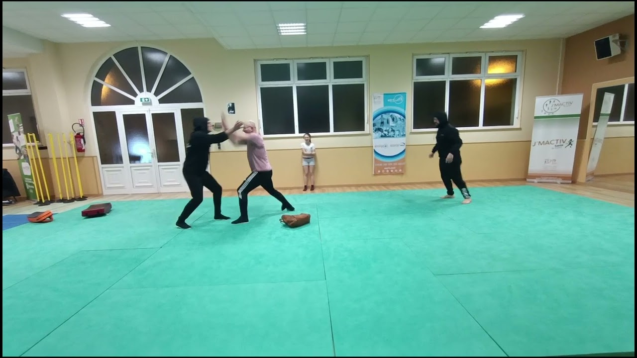 SELF DEFENSE RALENTI ERIC STEPHANE FRANCK