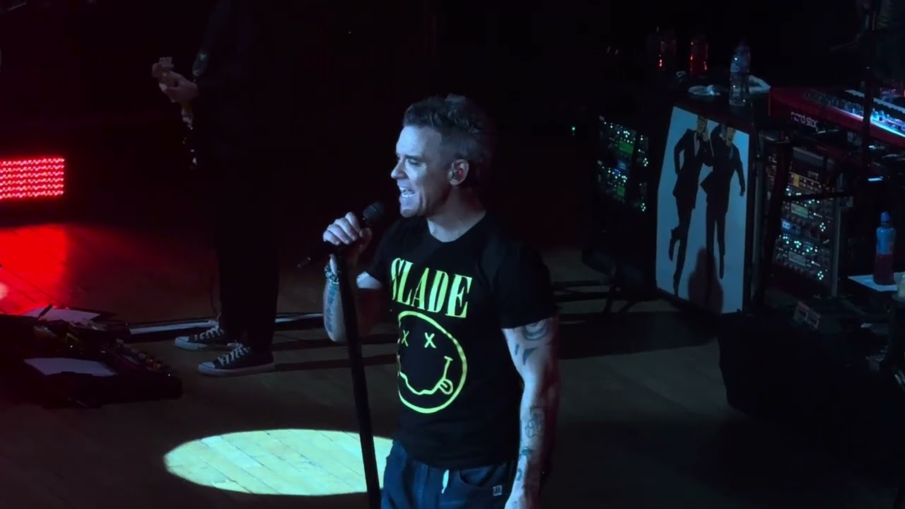 Robbie Williams - Spies (Long 90s Tour 2026) Wolverhampton