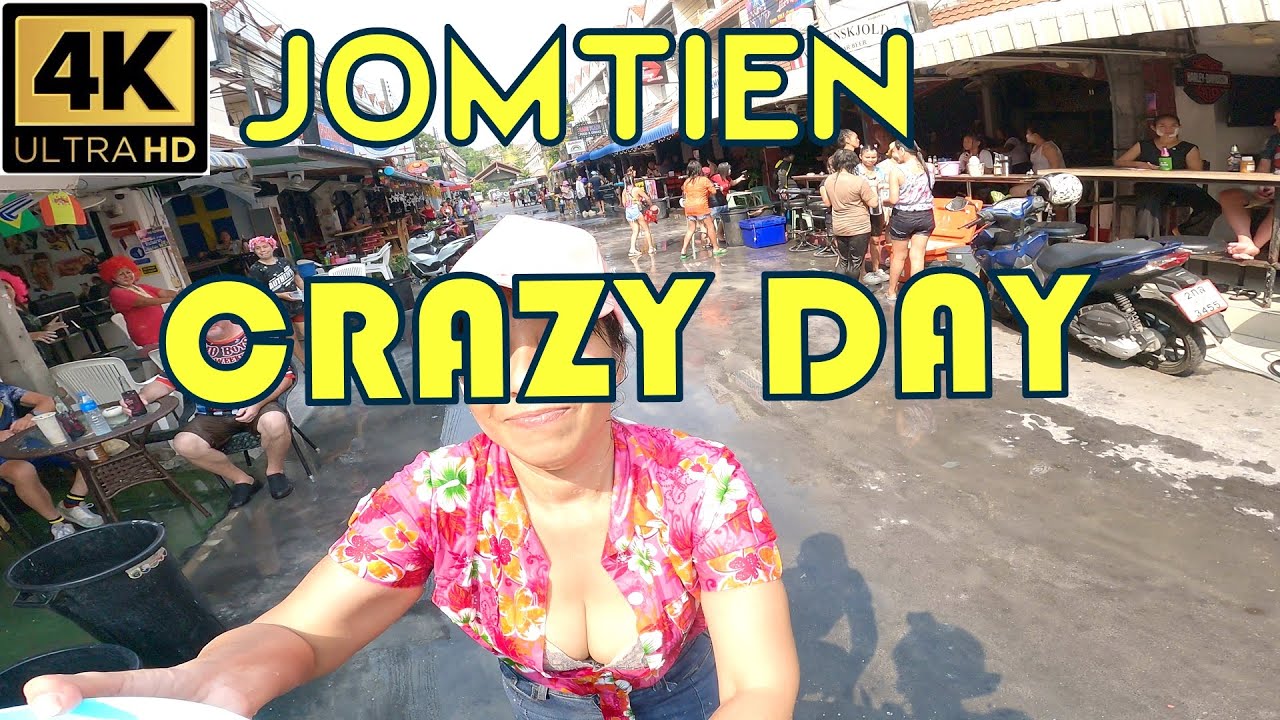 Jomtien Crazy Day Beach Road Soi Whitehouse Soi 7 Rompho Soi 5 Thappraya April 2023 Pattaya Thailand
