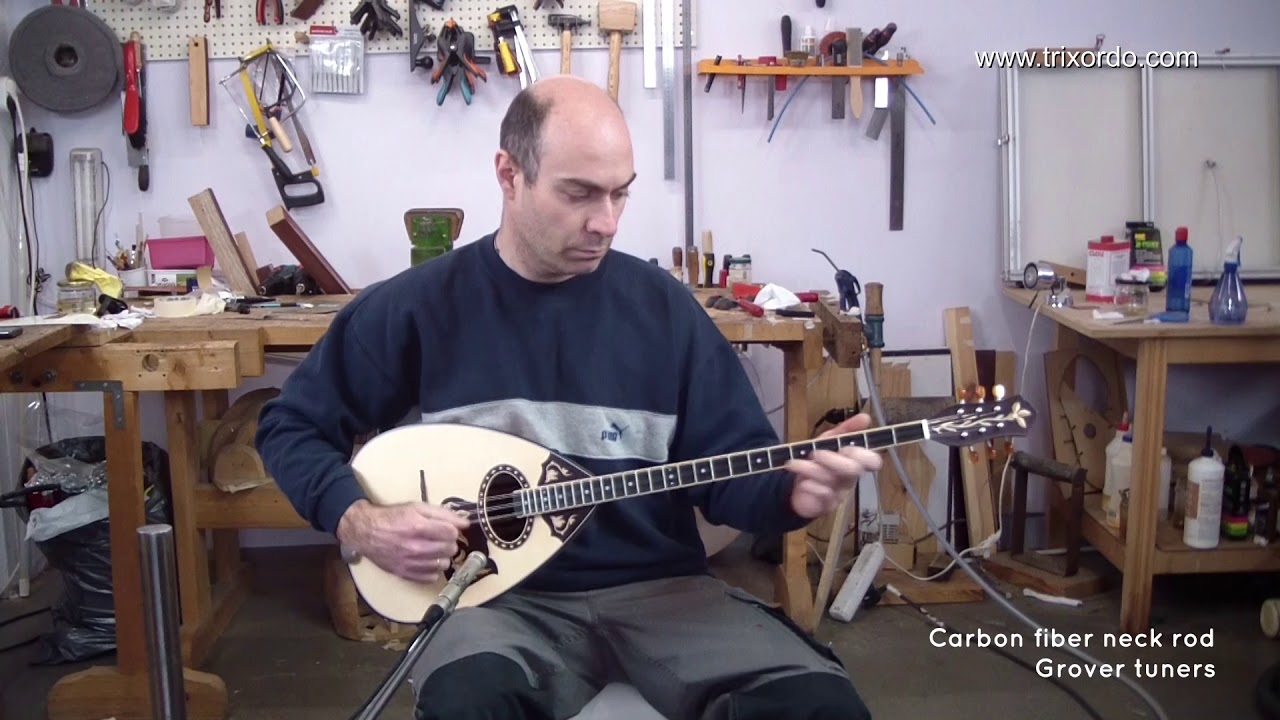 &Tau;&rho;ί&chi;&omicron;&rho;&delta;&omicron; &mu;&pi;&omicron;&upsilon;&zeta;&omicron;ύ&kappa;&iota; &kappa;&epsilon;&rho;&alpha;&sigma;&iota;ά - &pi;&lambda;&alpha;&tau;ά&nu;&iota;  | &Alpha;&nu;&delta;&rho;έ&alpha;&sigmaf; &Pi;&alpha;&pi;&alpha;&delta;ά&mu;&omicron;&upsilon;