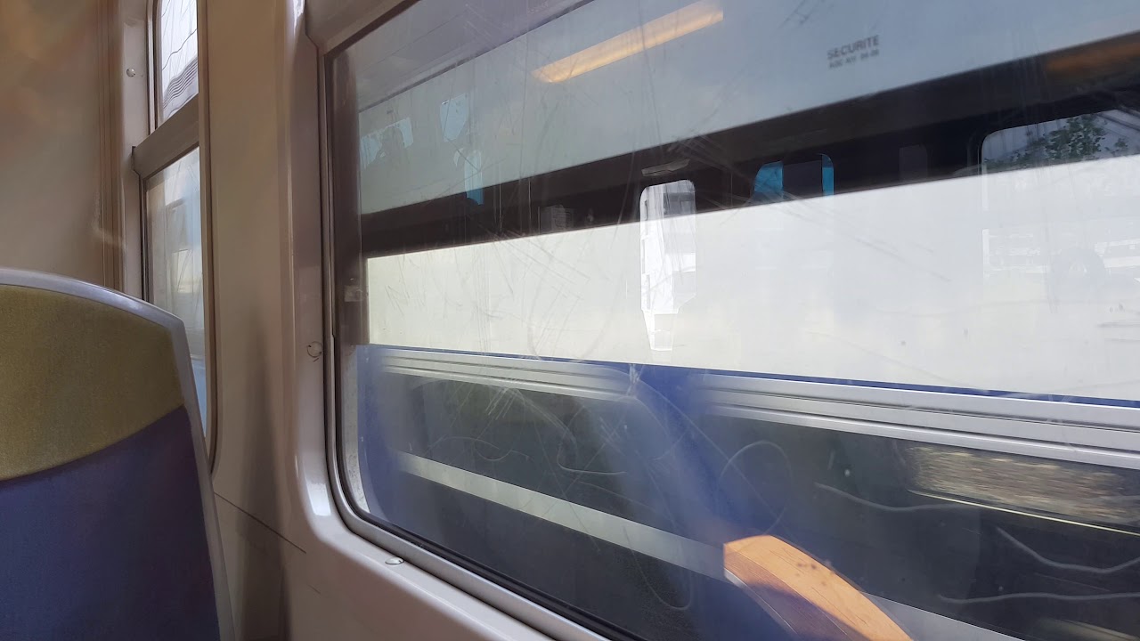 ( RER D ) Motrice enrouée surtout l'arrivée à Garges-Sarcelles 2:06 à 2:22 à bord d'un Z20500 FACA